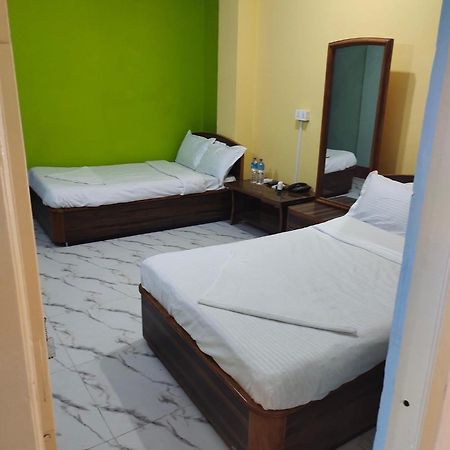 Hotel Samrat Inn Pvt Ltd Lahan Zewnętrze zdjęcie